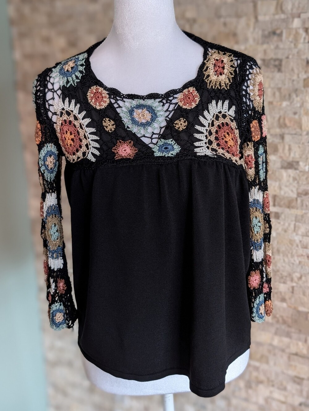 Joseph A Crochet Granny Square Knit Top M Medium Black Multi Boho Cottagecore
